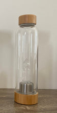 Load the image into the gallery, Bouteille d'eau avec quartz rose