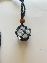 Load the image into the gallery, Gri-Gri porte chance