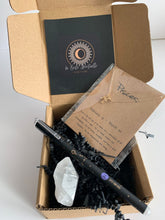 Load the image into the gallery, La Boîte Astrologique