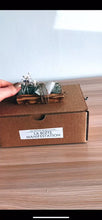 Load and play the video in Gallery viewer, <transcy>The Manifestation Box</transcy>