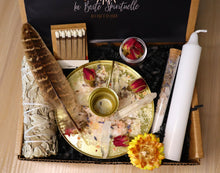 Load the image into the gallery, La Boîte - Rituel de bougie intentionnelle -ÉDITION LIMITÉE