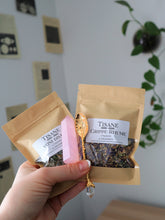 Load the image into the gallery, Tisanes + Cuillère de quartz
